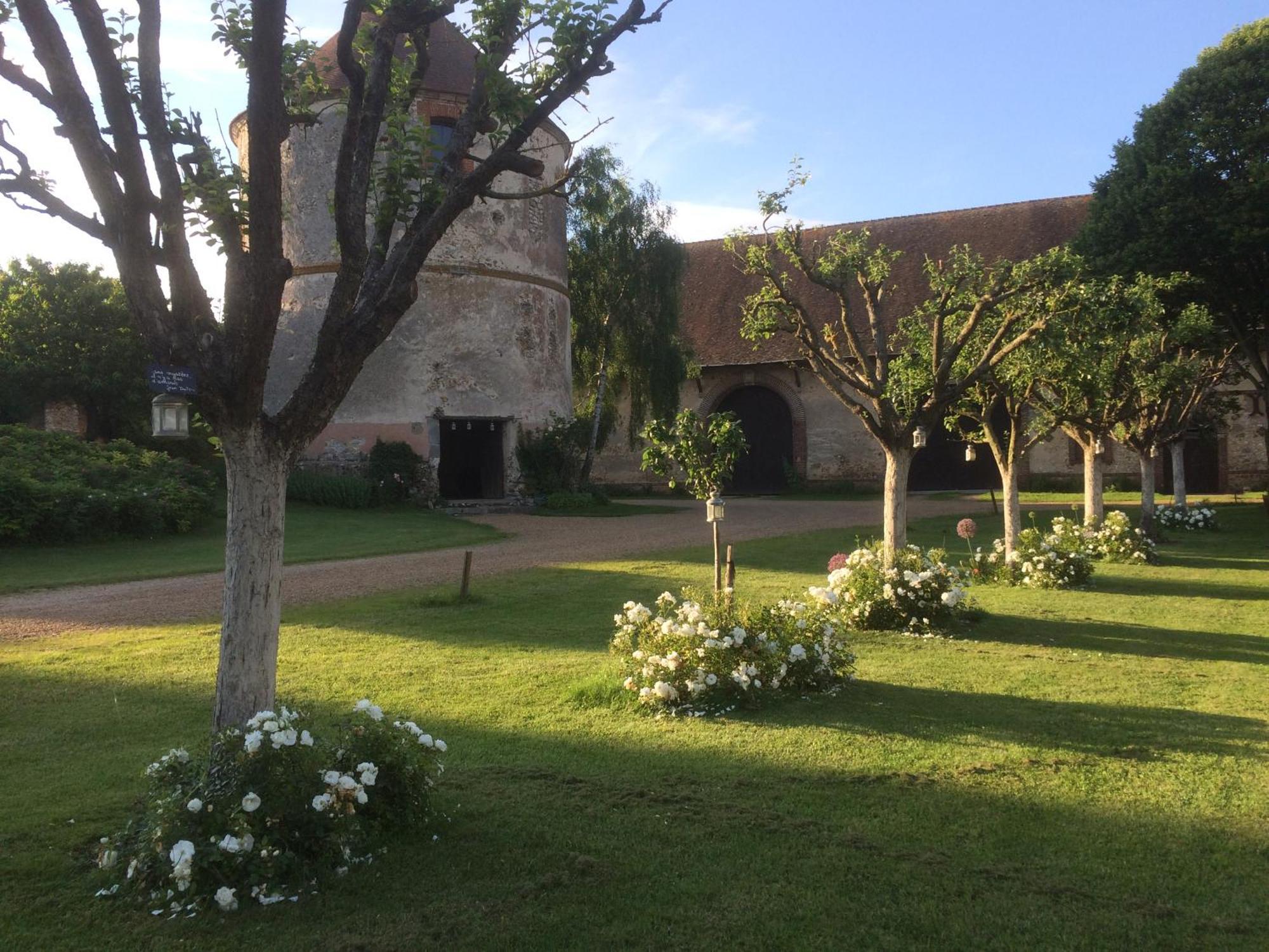La Ferme Au Colombier Bed & Breakfast Neron Exterior photo