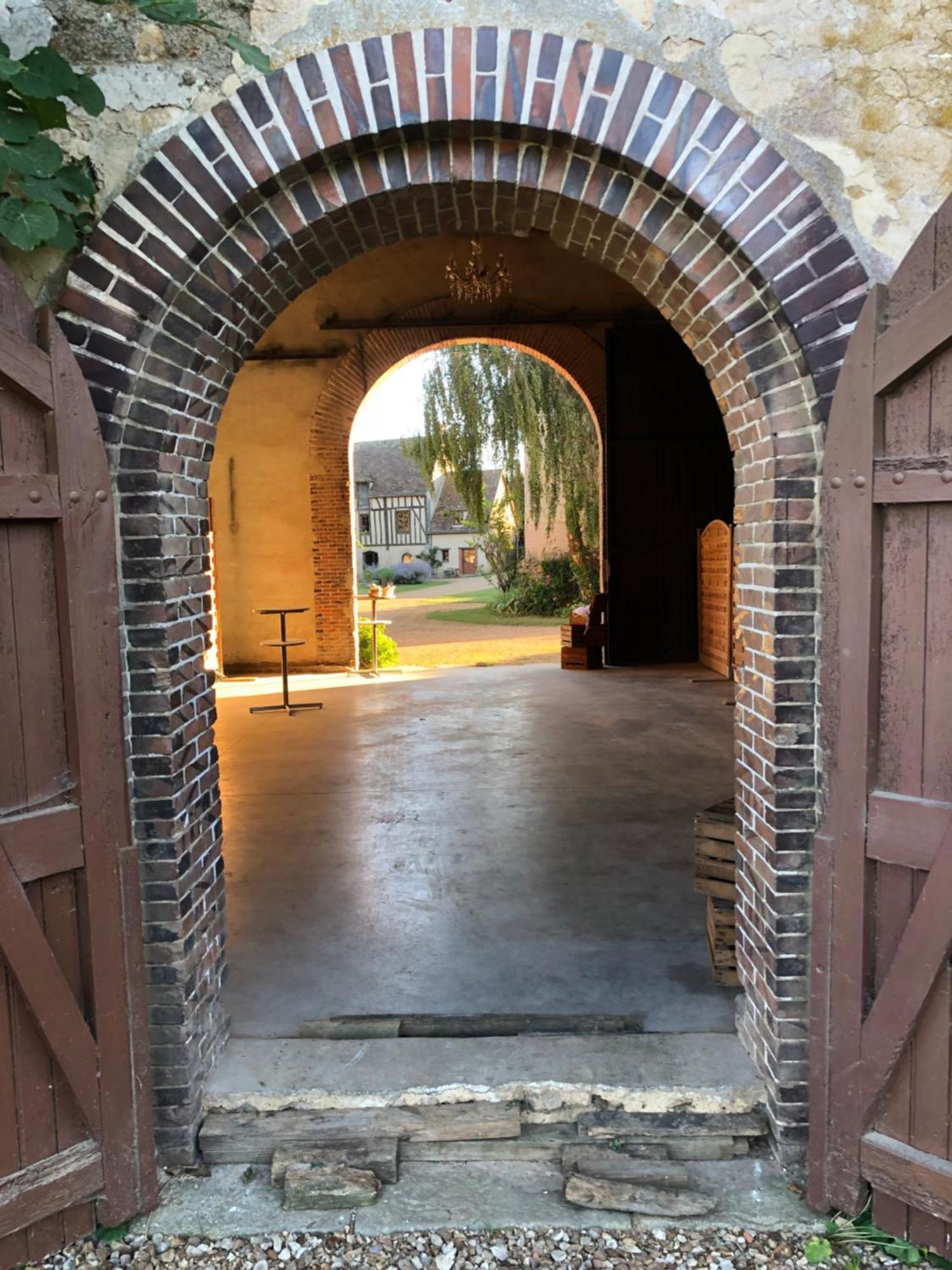 La Ferme Au Colombier Bed & Breakfast Neron Exterior photo