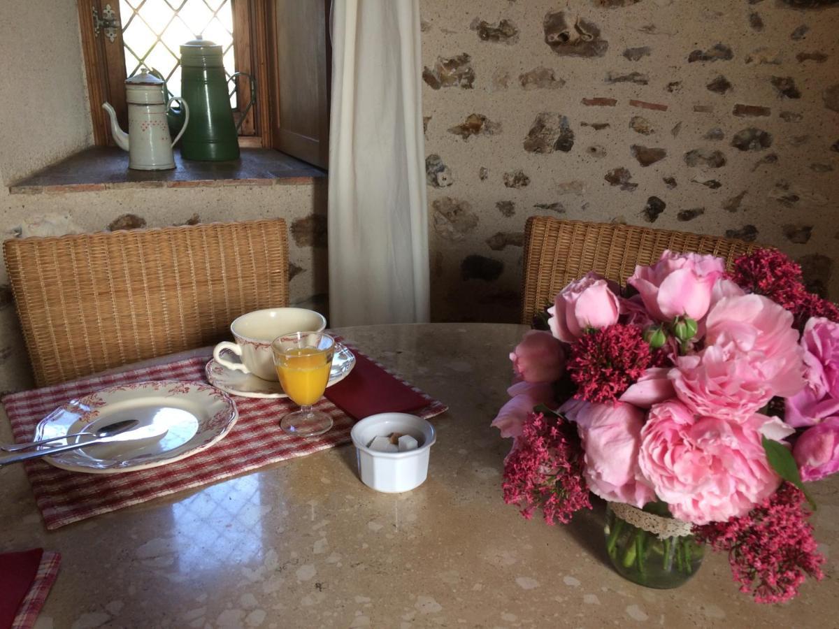 La Ferme Au Colombier Bed & Breakfast Neron Exterior photo